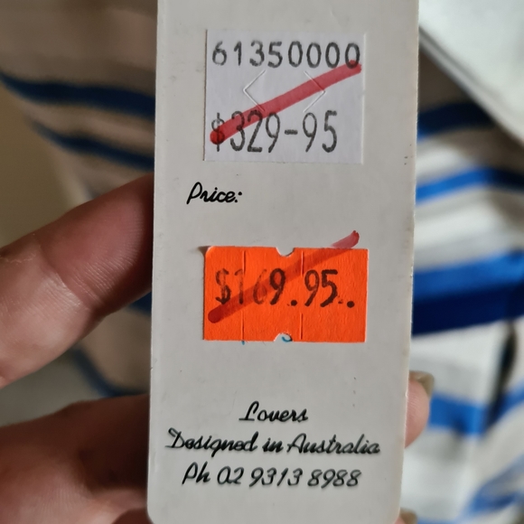 Fabulous statement peplum dress with stripes - Picture 8 of 12